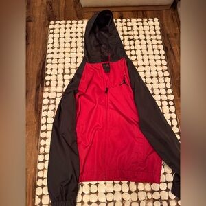 Air Jordan windbreaker boys medium red & black
